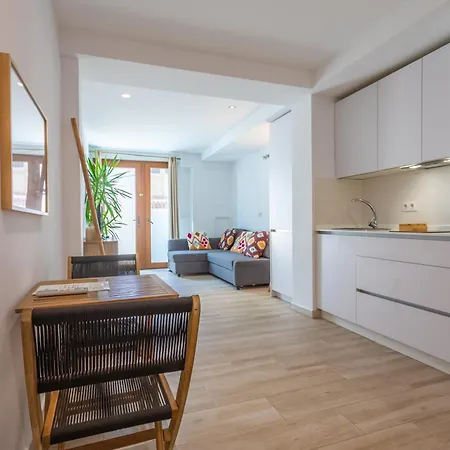 Malabau House Apartment