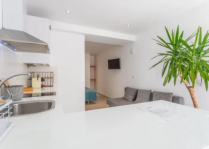 Apartamento Malabau House *