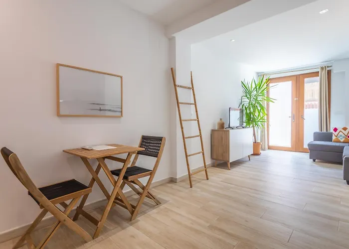 Apartamento Malabau House