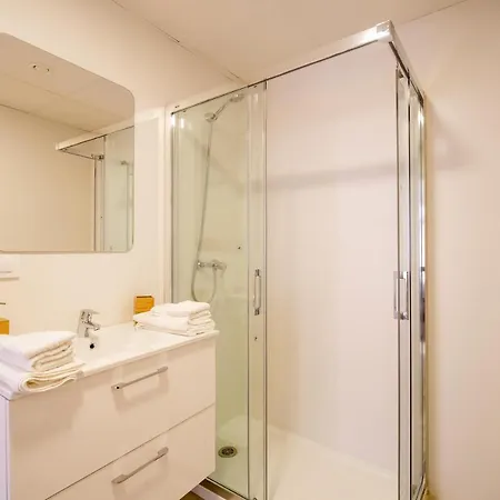 Malabau House Apartment
